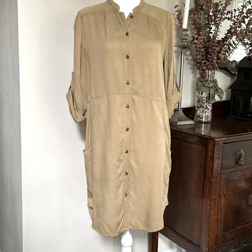 Broadway & Broome shirttail dress in medium khaki. Good condition. Size XS